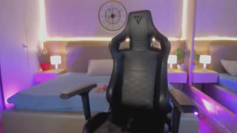 Melody online show from January 17, 7:17 pm