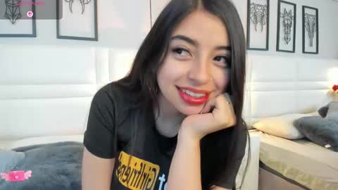 Snapshot of melody__blake chatting on May 19, 12:22 pm melody__blake online show from May 19, 12:22 pm