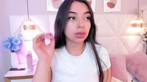 Snapshot of melody__blake chatting on June 27, 7:08 pm melody__blake online show from June 27, 7:08 pm