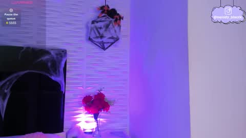 Melody online show from October 28, 8:33 pm