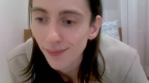 Melody online show from February 4, 6:47 pm