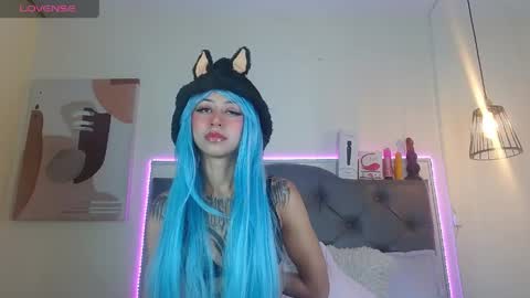 M E L O D Y   online show from April 15, 3:41 pm