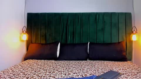 melody_kener online show from November 5, 9:04 pm