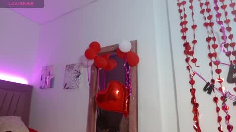 melody_mercy online show from February 15, 12:11 pm