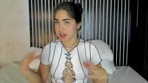 melody phillips online show from March 21, 9:36 am