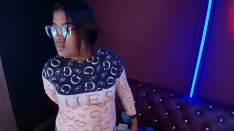 melody_spark online show from June 12, 10:58 am