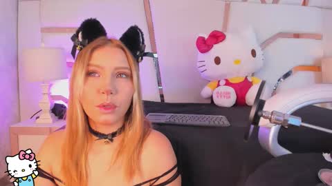 Snapshot of melodybloom_ chatting on March 15, 11:49 am Melody online show from March 15, 11:49 am