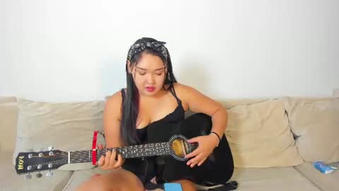 Snapshot of melodygoddes chatting on July 11, 8:06 am Mia online show from July 11, 8:06 am