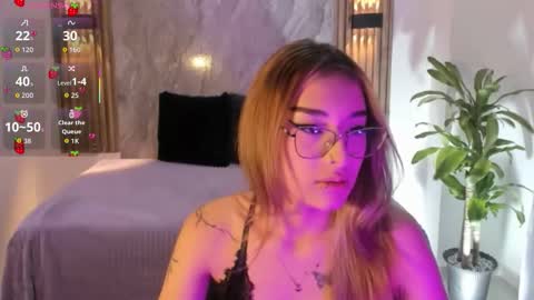 melodylanee online show from November 15, 11:07 am