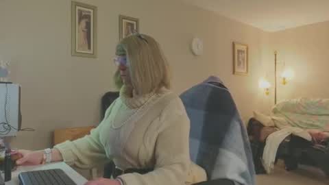 Melody online show from February 15, 12:58 pm