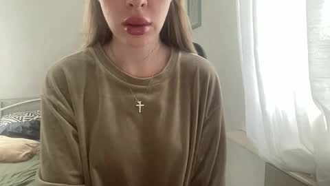 Melodie Sweet online show from November 16, 11:16 am