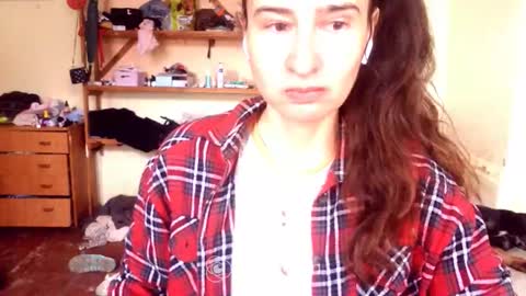 Yummygirl online show from March 19, 5:33 am