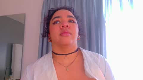  Memphis Williams  online show from November 17, 7:41 pm