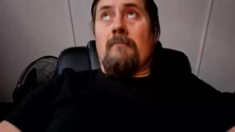 Snapshot of men10_12_1983 chatting on November 21, 9:08 am men10_12_1983 online show from November 21, 9:08 am