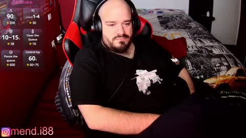 menditeta online show from January 17, 7:05 pm