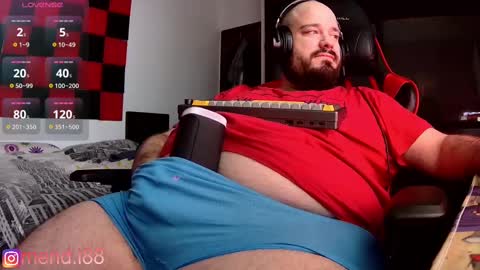 menditeta online show from February 15, 1:10 am