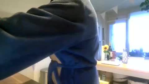 meneerkaas online show from November 1, 8:16 am