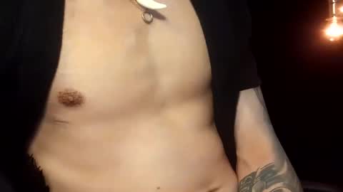 Giorggio Fragacci online show from December 11, 1:39 pm