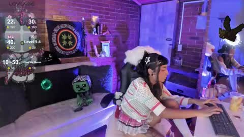 Snapshot of meow_mota chatting on September 12, 3:01 pm Valentina online show from September 12, 3:01 pm