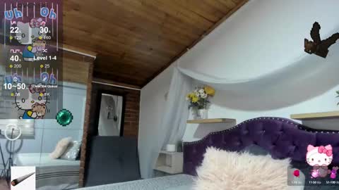Snapshot of meow_mota chatting on October 8, 8:17 pm Valentina online show from October 8, 8:17 pm
