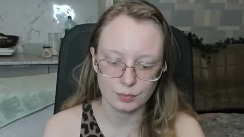 meowcr online show from October 28, 7:05 pm