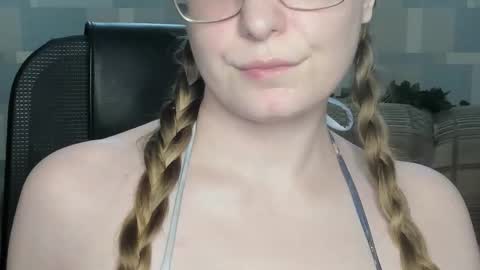 meowcr online show from March 18, 10:35 pm