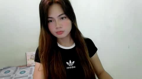 Snapshot of meowki_totot chatting on September 18, 5:26 pm meowki_totot online show from September 18, 5:26 pm
