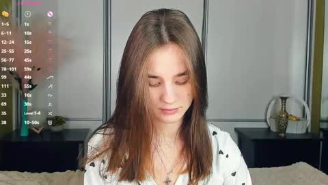 Julie online show from April 6, 6:47 am