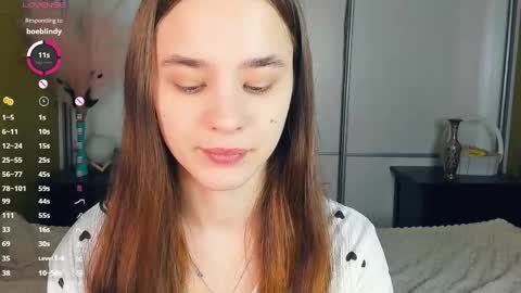 Julie online show from April 8, 8:03 am