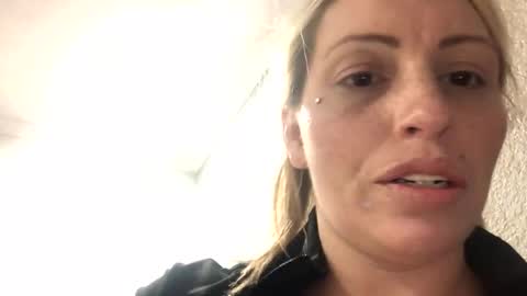 meowzers777 online show from February 14, 5:04 am