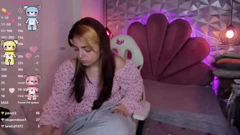    online show from March 4, 1:12 am