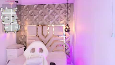    online show from September 19, 6:41 pm