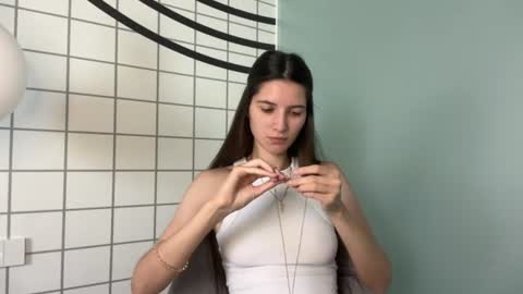 Snapshot of meralynn chatting on June 16, 6:49 am LEVA online show from June 16, 6:49 am