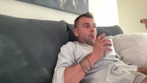 Mercedes190d online show from March 22, 12:08 pm