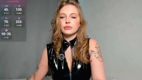 mercedescutee online show from September 27, 3:28 pm