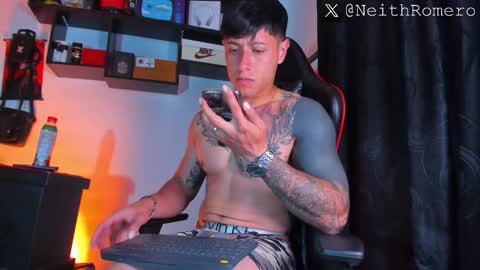 Snapshot of mercenaryxxx chatting on October 18, 12:35 am Neith online show from October 18, 12:35 am