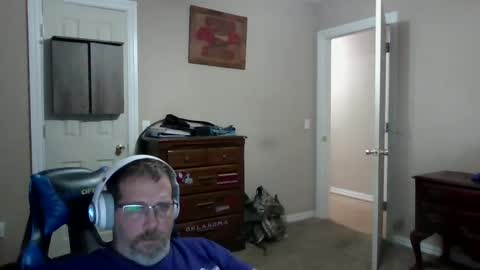 Snapshot of mercer1977 chatting on September 24, 1:25 pm mercer1977 online show from September 24, 1:25 pm