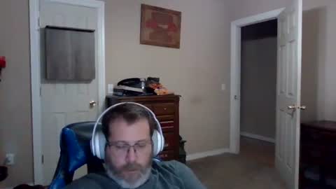 Snapshot of mercer1977 chatting on December 3, 6:39 pm mercer1977 online show from December 3, 6:39 pm