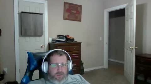 Snapshot of mercer1977 chatting on January 14, 4:12 pm mercer1977 online show from January 14, 4:12 pm