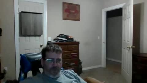 Snapshot of mercer1977 chatting on March 1, 12:18 pm mercer1977 online show from March 1, 12:18 pm