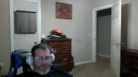 Snapshot of mercer1977 chatting on March 24, 1:05 pm mercer1977 online show from March 24, 1:05 pm