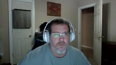 Snapshot of mercer1977 chatting on May 3, 11:22 pm mercer1977 online show from May 3, 11:22 pm