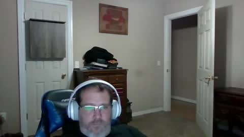 Snapshot of mercer1977 chatting on May 5, 12:24 pm mercer1977 online show from May 5, 12:24 pm