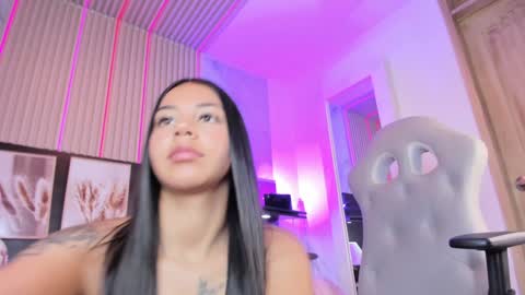 meredith_spencer online show from February 4, 6:17 pm