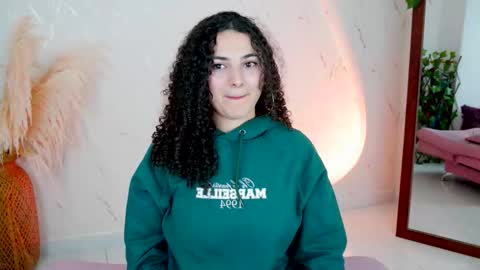 Merida Bell online show from February 18, 1:12 am