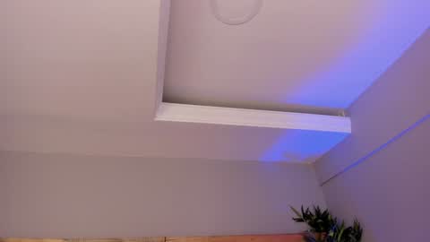 Merida  online show from February 1, 6:51 pm