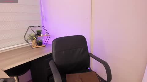 Merida  online show from February 13, 12:21 pm