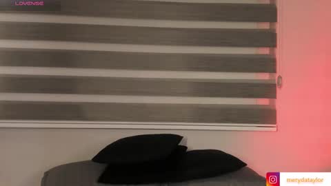 Merida  online show from November 14, 1:15 am