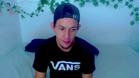 MeridandWither online show from December 6, 12:23 am