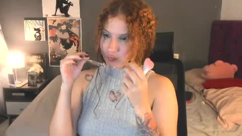 Snapshot of meridaxbrave_ chatting on May 13, 2:09 am laura 3 i am independent model online show from May 13, 2:09 am